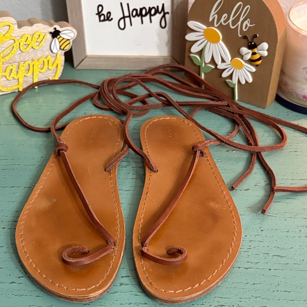 Doen Tan Leather Sandals